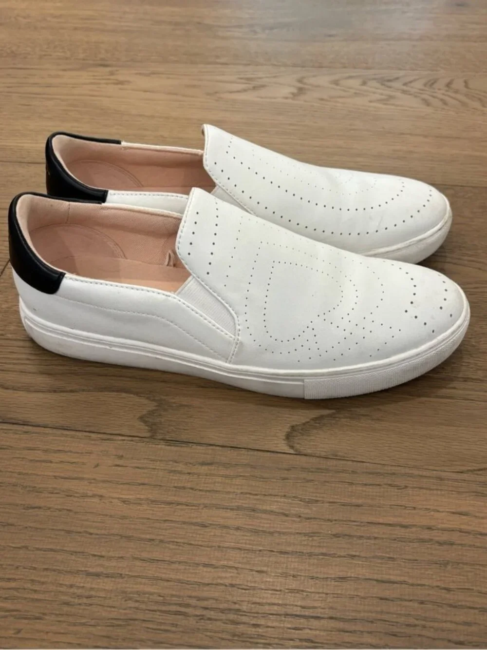 Kate Spade New York Andy Perforated Leather Slip-On Sneakers White Size 8.5
